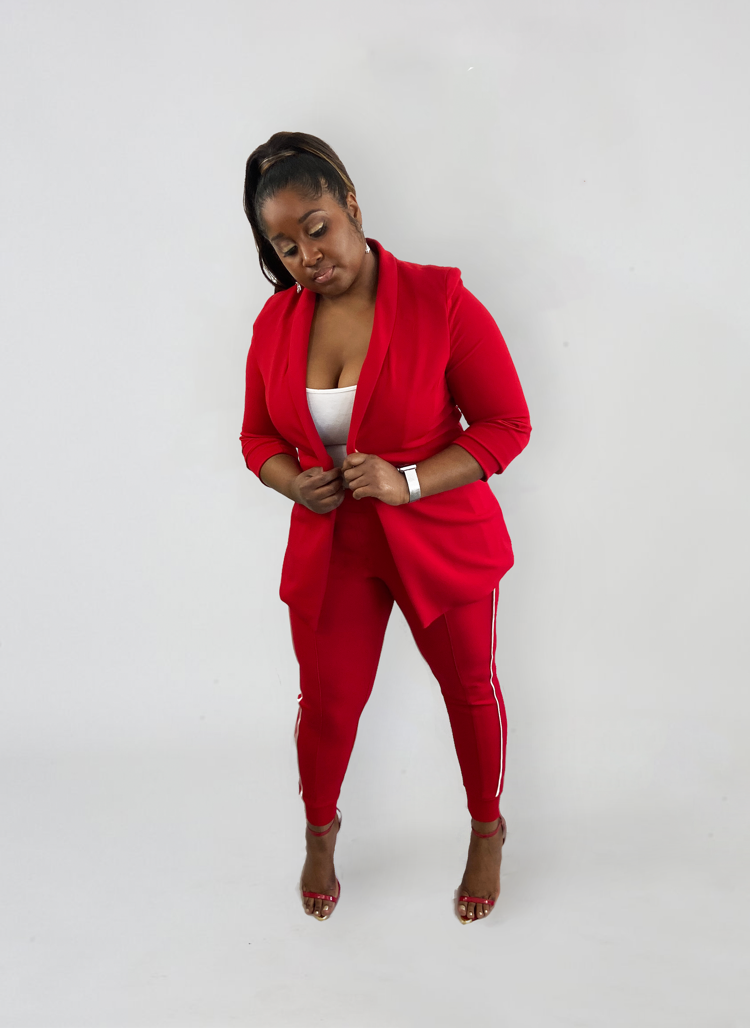 Red suit ; delta sigma theta ; delta girl; aoml; sporty suit